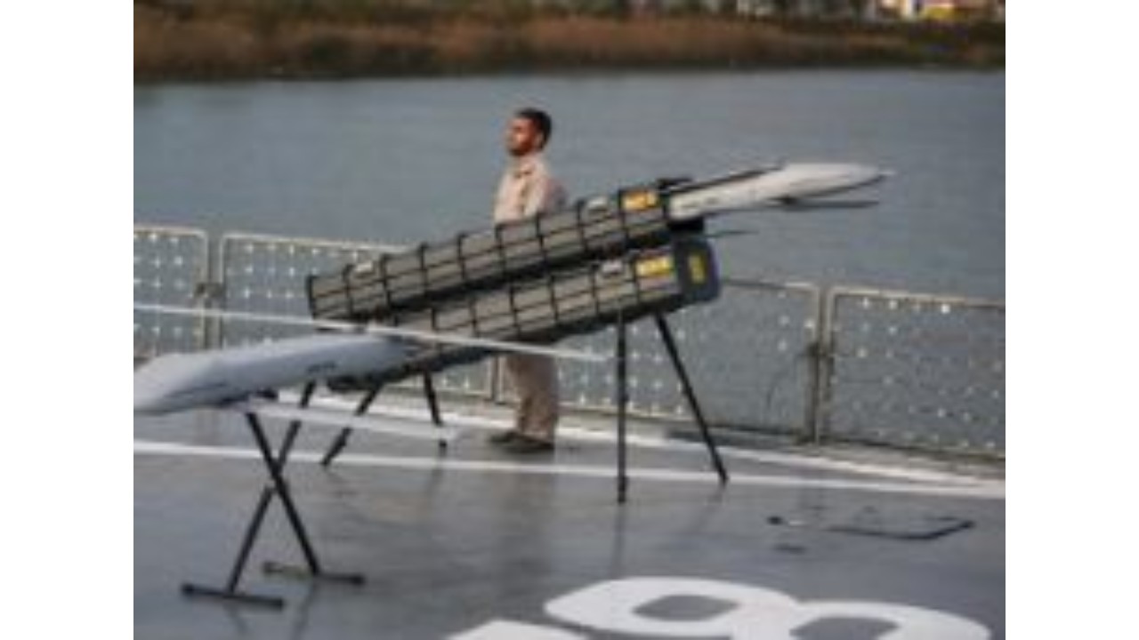 ईरान ने आत्मघाती हमले करने वाला नया ड्रोन पेश किया