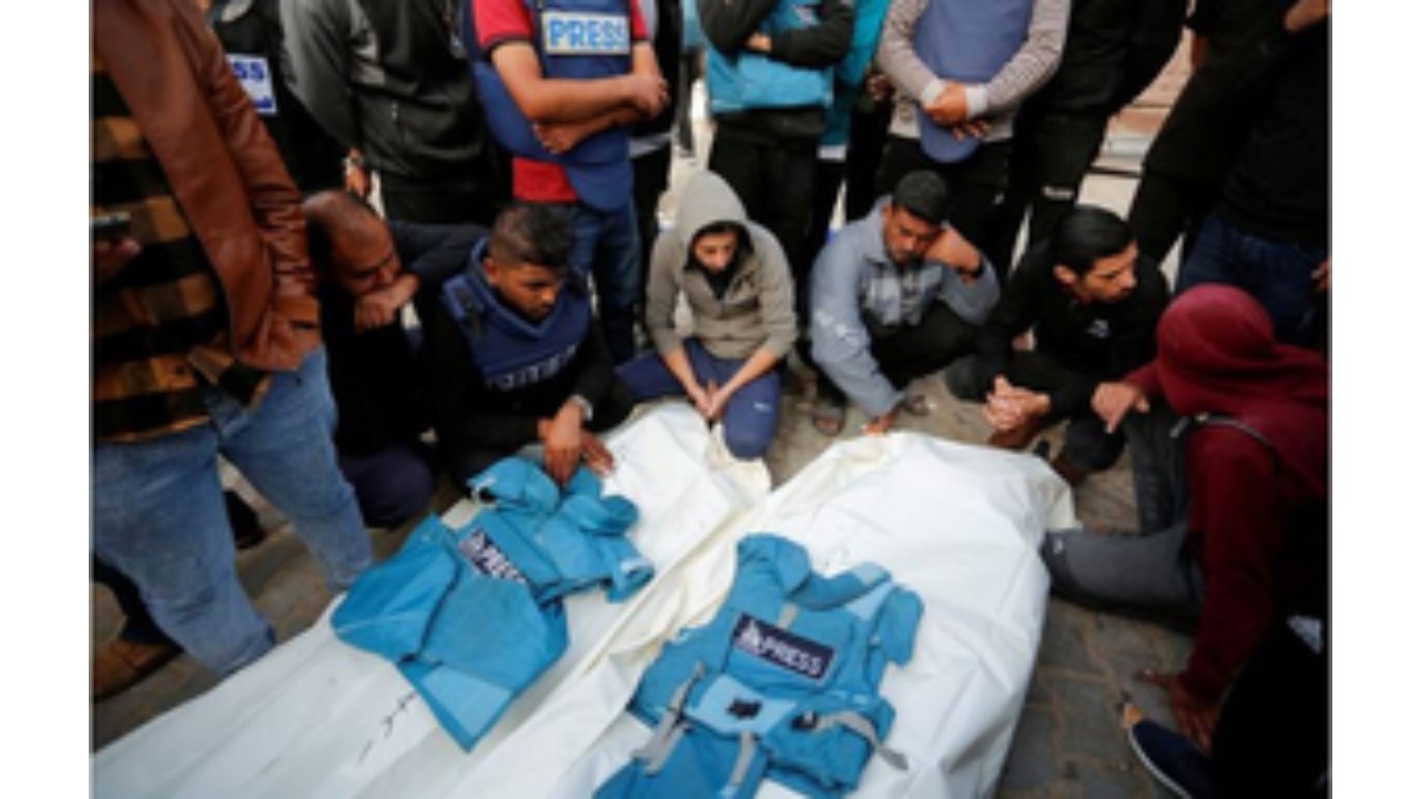 गाजा पट्टी में इजराइली गोलाबारी में तीन पत्रकार घायल