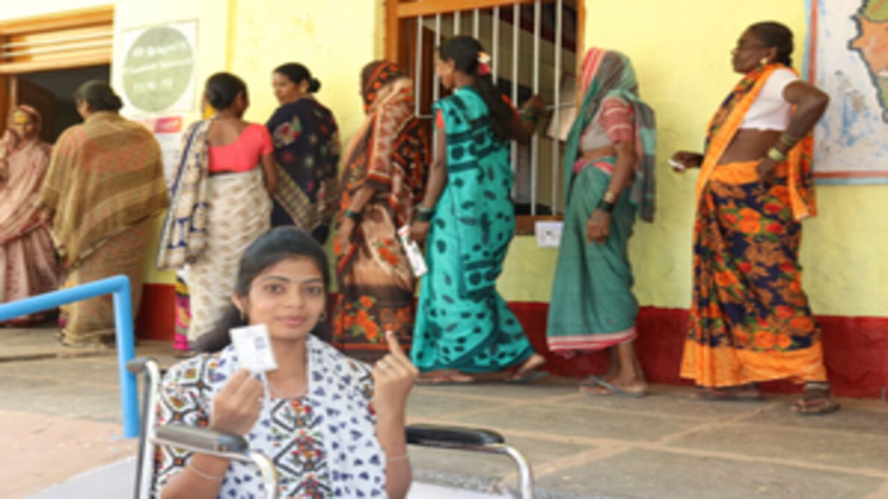 मध्य प्रदेश के 9 संसदीय क्षेत्र में 63 प्रतिशत मतदान, राजगढ़ में बंपर वोटिंग
