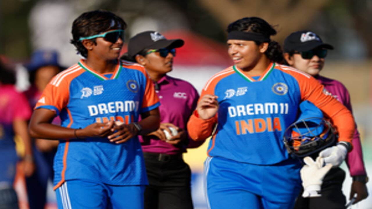 हरमनप्रीत, ऋचा के अर्धशतकों से भारत ने यूएई को 78 रनों से रौंदा