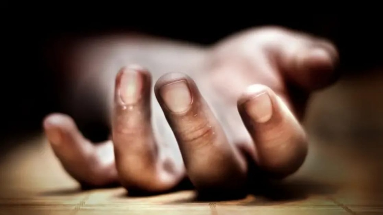 अफसरों की प्रताडऩा से महिला अधिकारी ने कर ली खुदकुशी